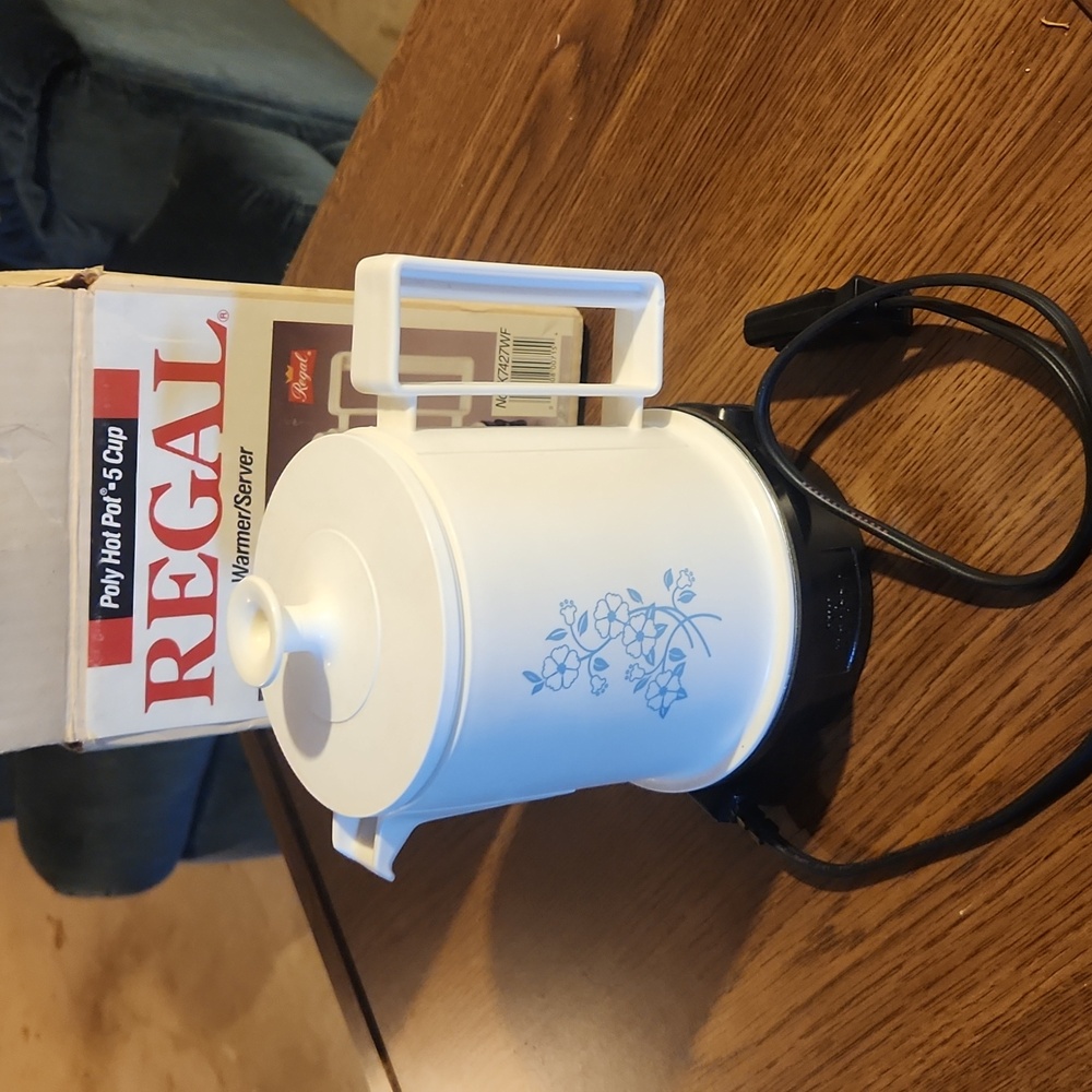 Regal Vintage 5 Cup Hot Pot / Warmer